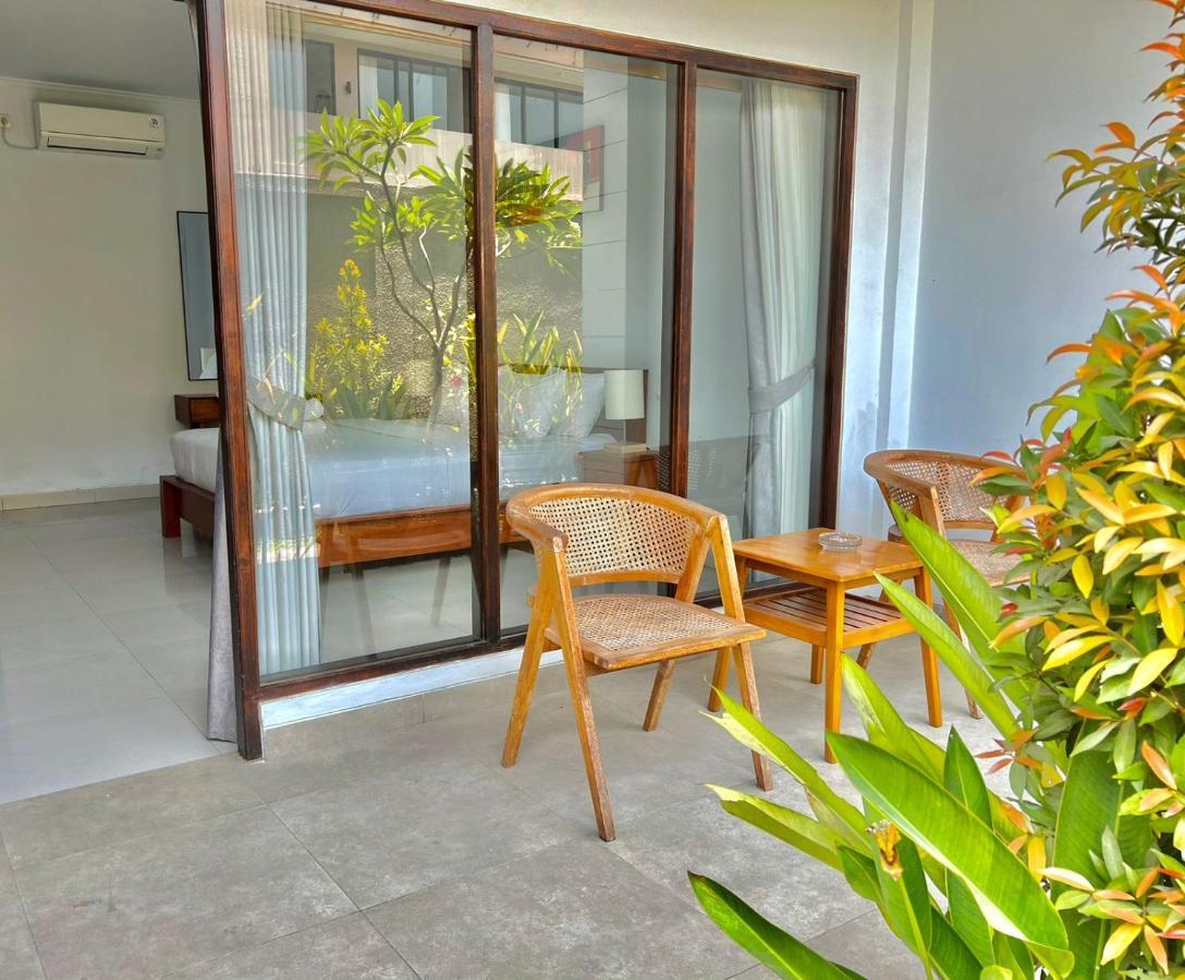 Cg Guesthouse Canggu Extérieur photo