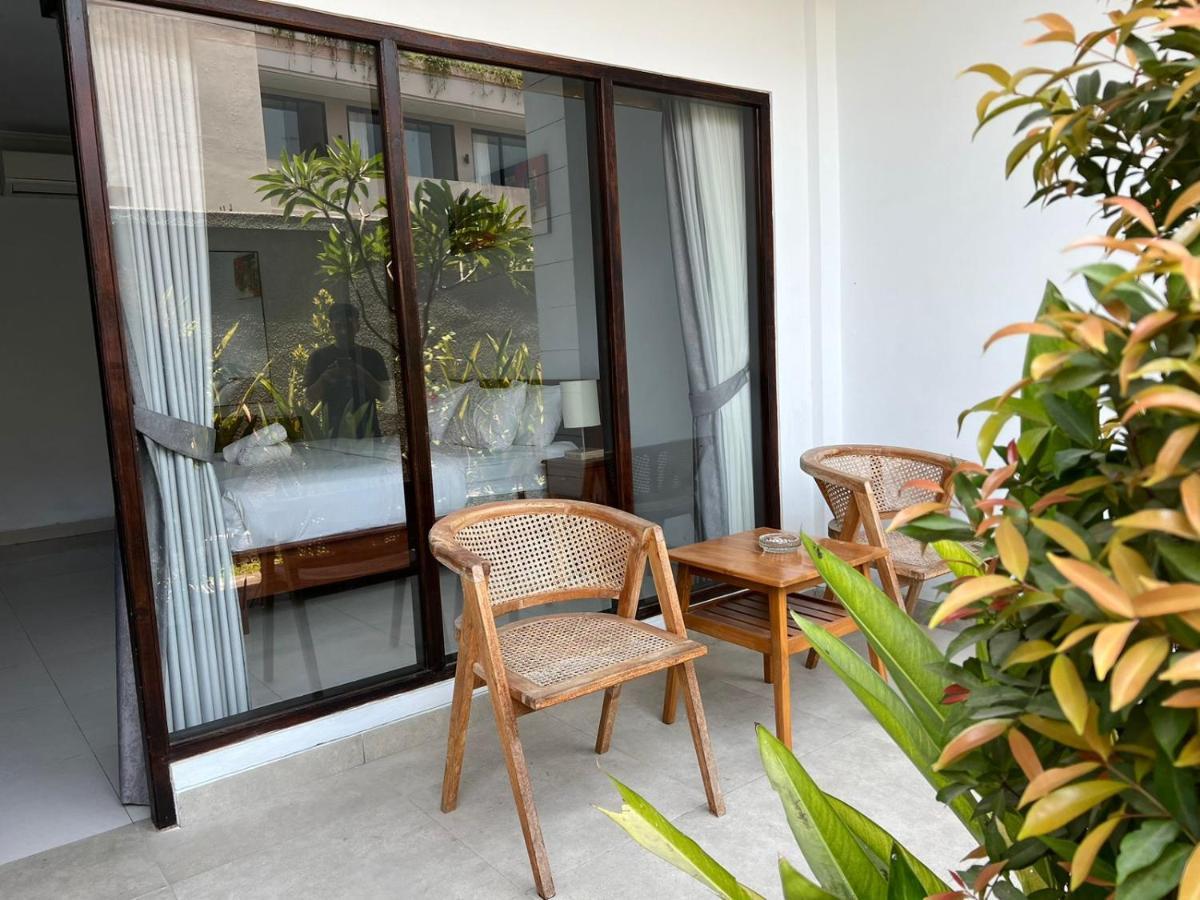 Cg Guesthouse Canggu Extérieur photo