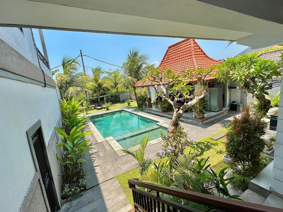 Cg Guesthouse Canggu Extérieur photo