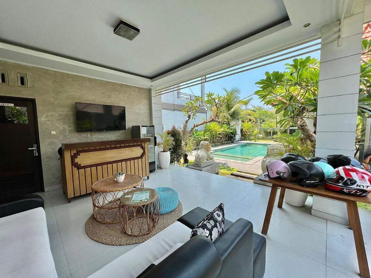 Cg Guesthouse Canggu Extérieur photo