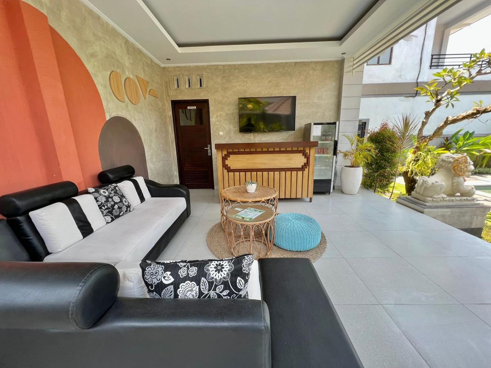Cg Guesthouse Canggu Extérieur photo